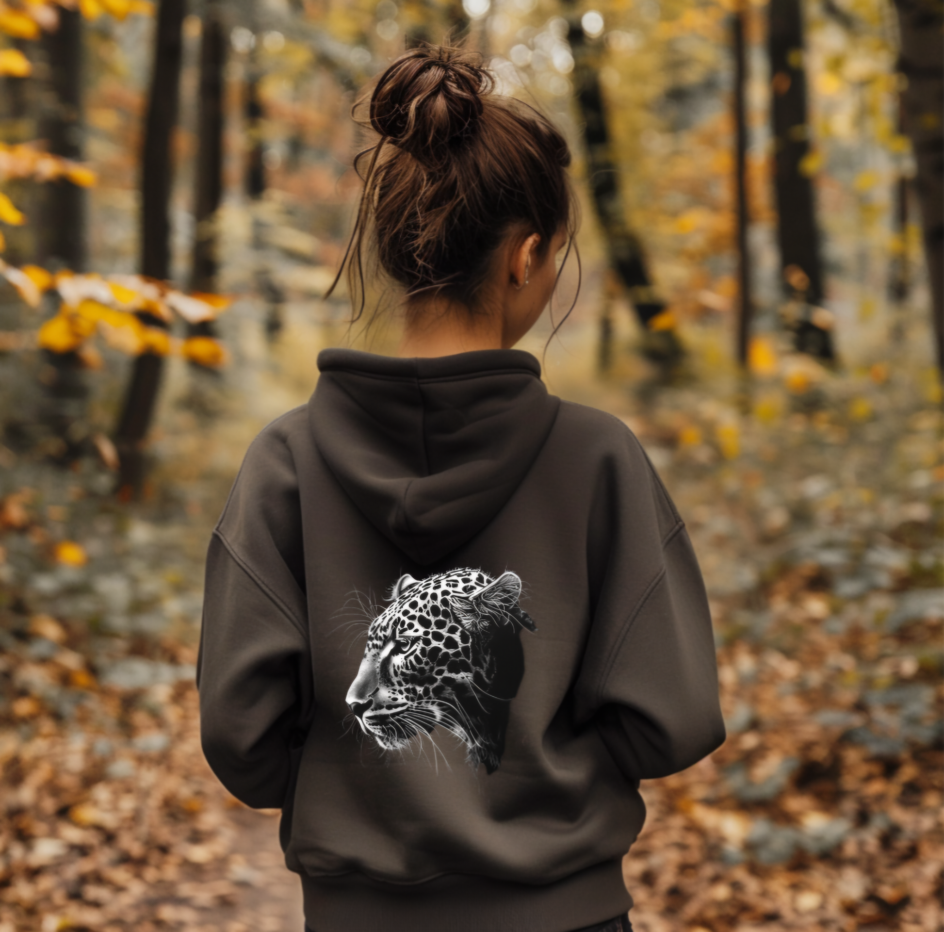 Nachhaltiger Hoodie - Leopard hinten